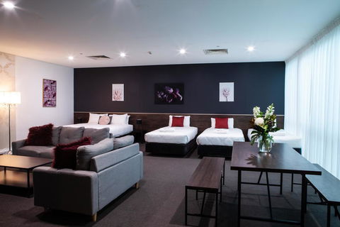 Sfera's Park Suites & Convention Centre - Accommodation Port Hedland 2