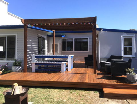 Shellharbour Beach Cottage - Walk Onto Patrolled Beach With Flags In Summer - Accommodation Port Hedland 0