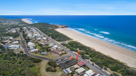 Shelly Beach House 1 - Accommodation Port Hedland 0