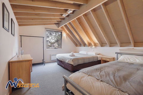 Shiraz - Accommodation Port Hedland 2