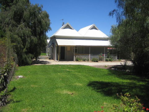 Showgrounds Cottage Naracoorte - Accommodation Port Hedland 0