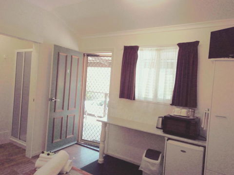 Silver Wattle Cabins - Accommodation Port Hedland 1