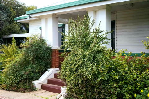 Skymirror Cottage - Accommodation Port Hedland 0