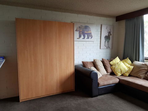 Snowflake 13 - Accommodation Port Hedland 3