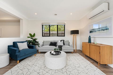 Spacious 4-Bed House With Parking And Backyard - Accommodation Port Hedland 2