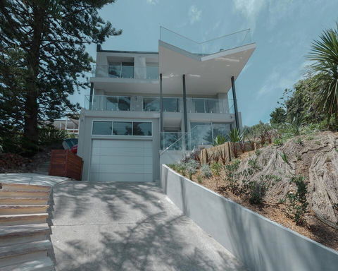 Spectacular Bilgola Beachhouse - Accommodation Port Hedland 2