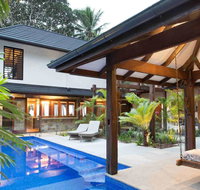 Spice At Oak Award Winning Luxury Absolute Oceanfront House Oak Beach Near Port Douglas - Accommodation Port Hedland