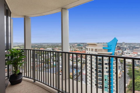 SPIRE - Fast Internet Monthly Stays W Carpark - Accommodation Port Hedland 3