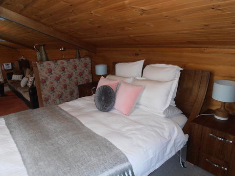 Springmead Rustic Cabin - Accommodation Port Hedland 0