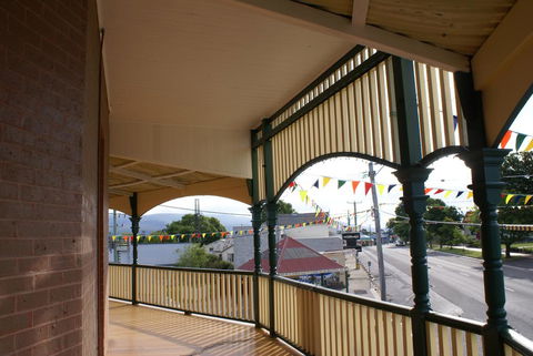 St Marys Hotel And Bistro - Accommodation Port Hedland 2