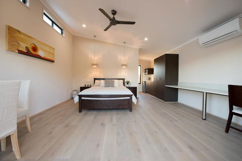 Still Earth - Accommodation Port Hedland 2
