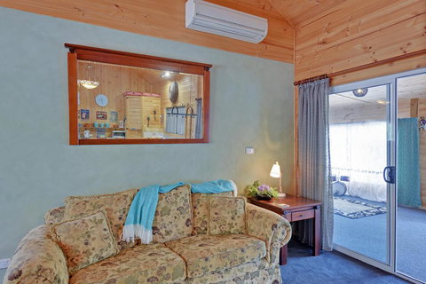 Stony Rise Cottage B&B - Accommodation Port Hedland 2
