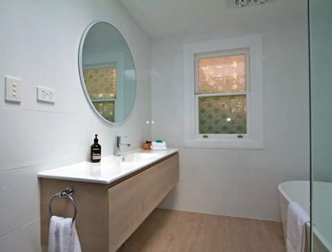 Strahan House - Accommodation Port Hedland 3