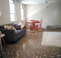 Stranded Nowhere to Stay Sanitised Apartment Sleeps 4 Netflix Wifi Pool - Accommodation Port Hedland