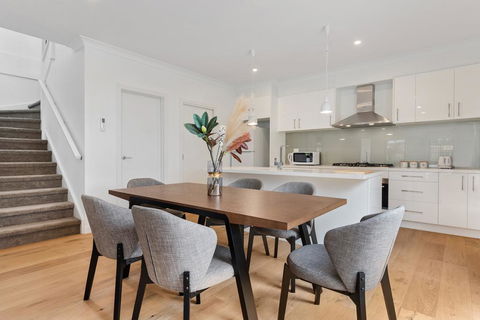 Style, Comfort And Convenience - Accommodation Port Hedland 1