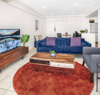 Stylish 2-Bed Apartment with Sweeping River Views - Accommodation Port Hedland