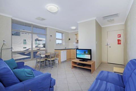 Stylish Comfortable 2 Bdrm Glenelg North - Accommodation Port Hedland 0