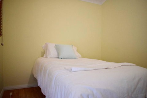 Stylish Cute Cottage In McMahons Point - Accommodation Port Hedland 3