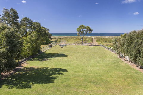 Sugar Shack - Character Family Home Right On The Ocean - Accommodation Port Hedland 2