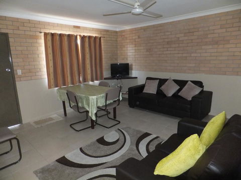 Sunrise Units - Accommodation Port Hedland 2