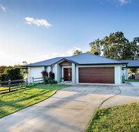 Sunset Retreat Airlie Beach Rural Getaway - Accommodation Port Hedland