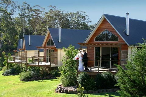 Tamborine Gardens - Accommodation Port Hedland 0