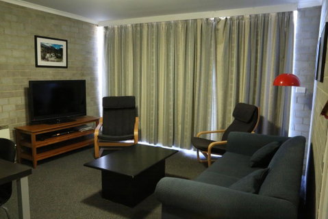 Tanderra 4 - Accommodation Port Hedland 3