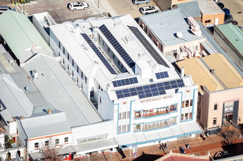 Tattersalls Hotel - Accommodation Port Hedland 2