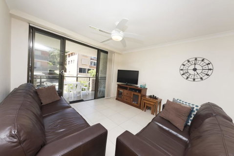 Tenerife 2 , Forster - Accommodation Port Hedland 2