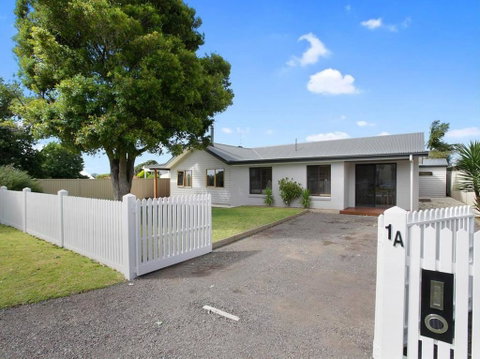THE ASHMAN HOUSE - Modern And Close To Town - Accommodation Port Hedland 0