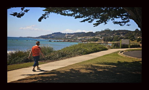 Penguin Beachfront Apartments - Accommodation Port Hedland 6