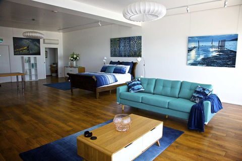 Penguin Beachfront Apartments - Accommodation Port Hedland 3