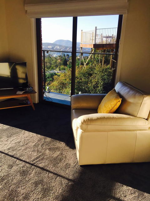 The Lookout - Accommodation Port Hedland 6