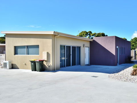 170 Hazards View - Unit 1 - Accommodation Port Hedland 1