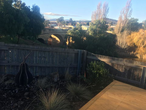 Bridge View Retreat - Accommodation Port Hedland 9