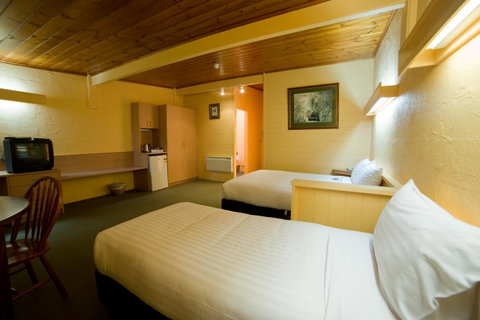 Strahan Village - Accommodation Port Hedland 41