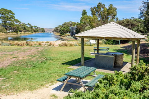 Aqua Beachfront! - Accommodation Port Hedland 4