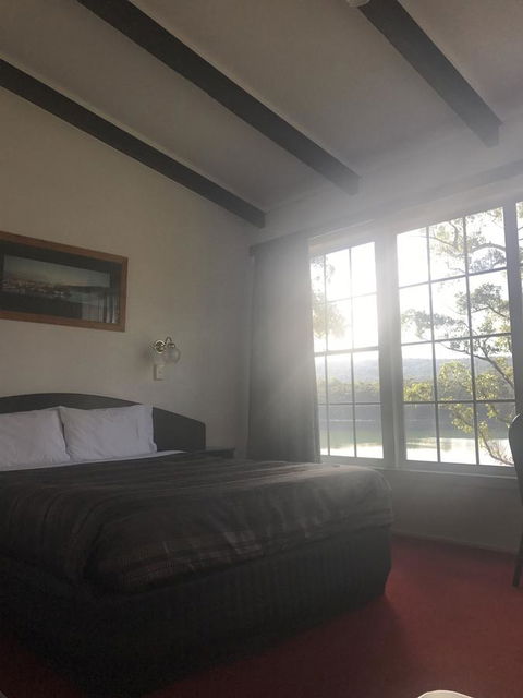 The Fox And Hounds Historic Hotel - Accommodation Port Hedland 15