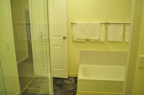 GreenGate Cottages - Accommodation Port Hedland 27