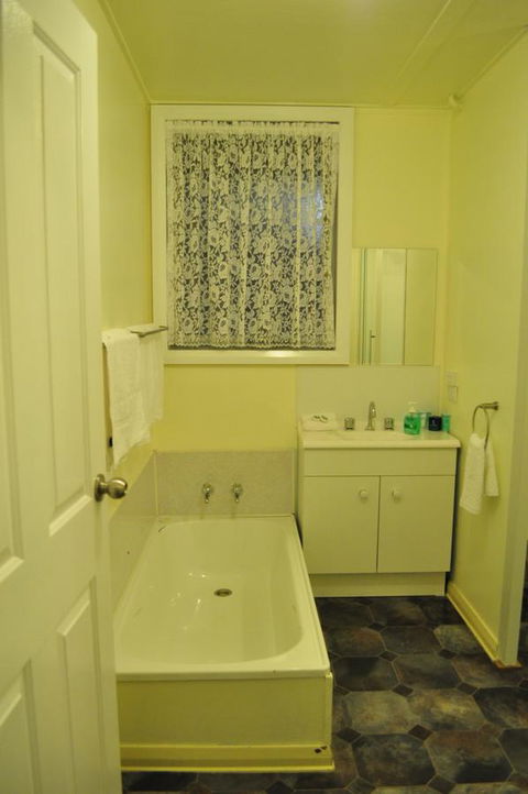 GreenGate Cottages - Accommodation Port Hedland 29