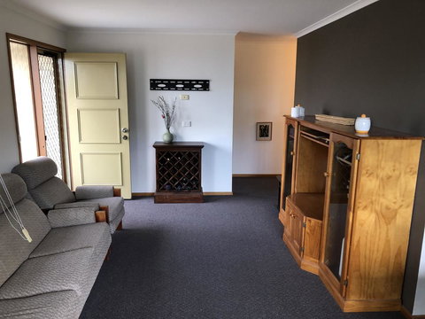 Little Mountain Town - Accommodation Port Hedland 6