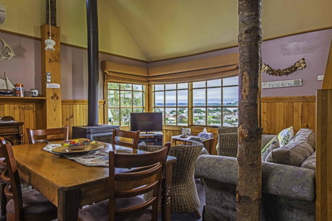 Touchwood Cottages - Accommodation Port Hedland 32
