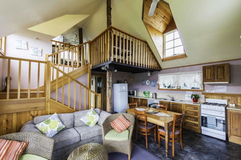 Touchwood Cottages - Accommodation Port Hedland 29
