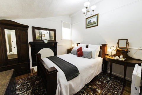 Touchwood Cottages - Accommodation Port Hedland 13