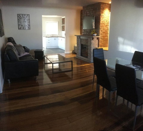 3ree- Spacious & Charming Apartment - Accommodation Port Hedland 11