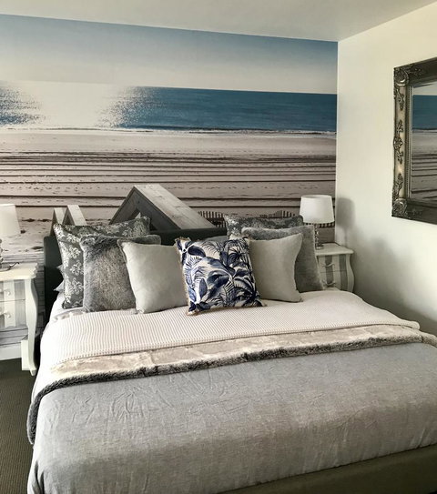 Lorne World - Accommodation Port Hedland 10