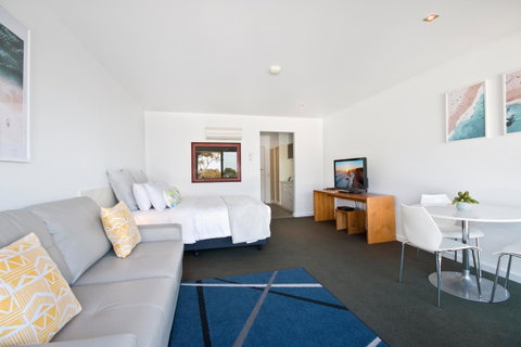 Lorne Bay View Motel - Accommodation Port Hedland 10
