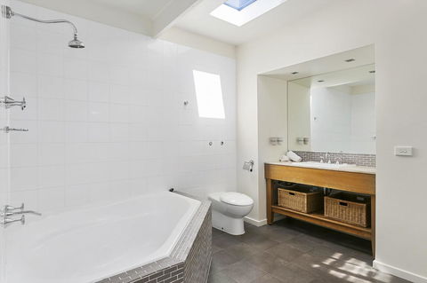 Front Beach House - Accommodation Port Hedland 22