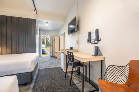 Nightcap At Keysborough Hotel - Accommodation Port Hedland 18