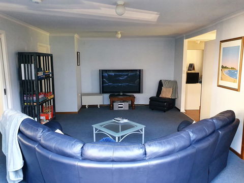 Island Family Holiday Retreat - Accommodation Port Hedland 4